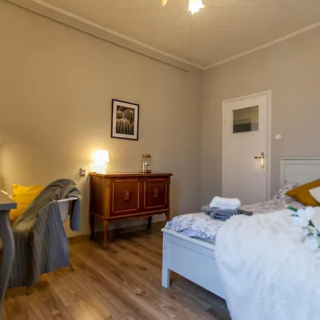 Lägenhet Mieszkanie 2 Pokojowe W Centrum Gdyni Gdynia